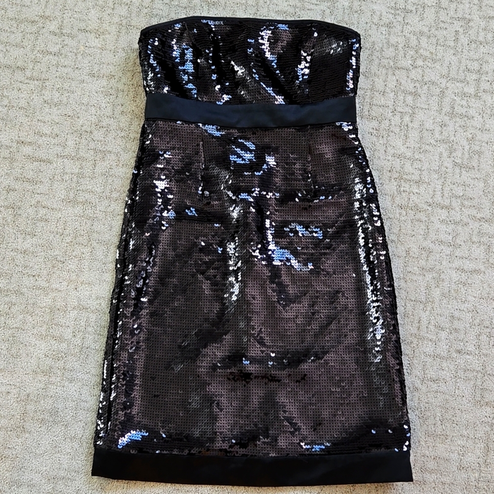 Tahari Arthur Levine black tie sequins and fabric waist & hem trim lined dress